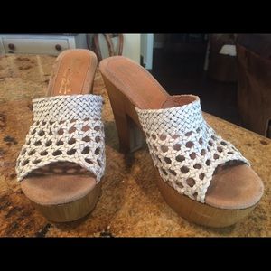 Sbicca platform shoes- very comfortable